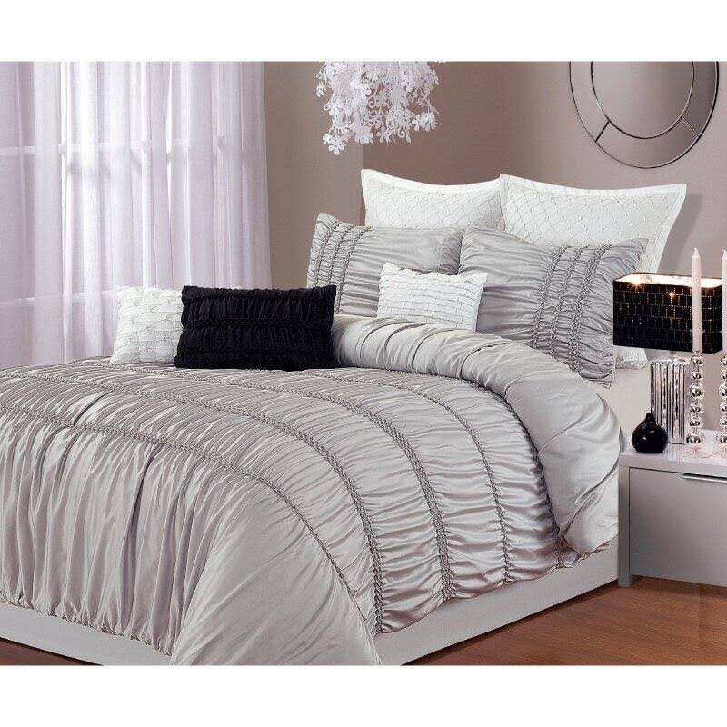 8 Piece Ruffled Duvet Cover Set Taupe King W116