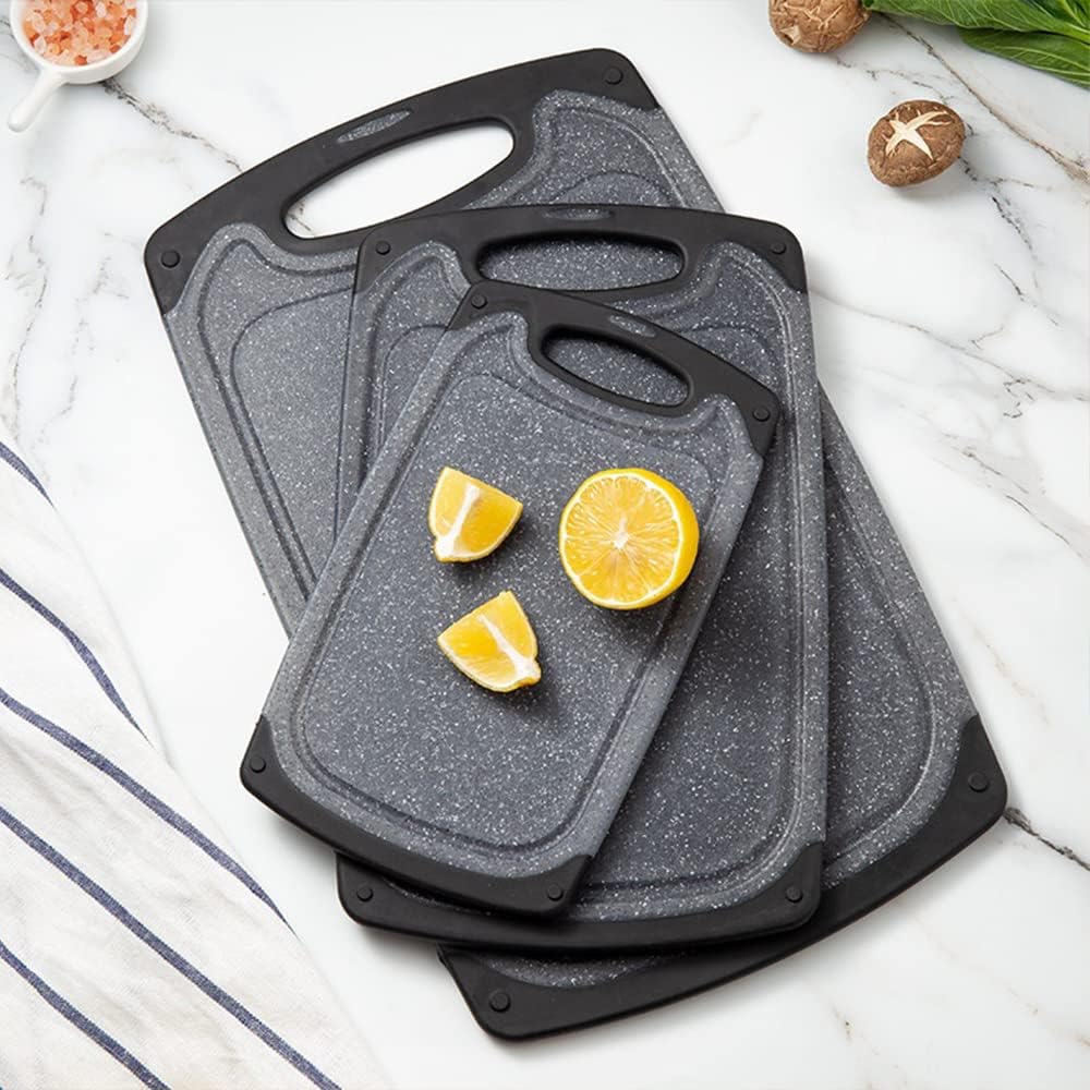 Set of 3 Cutting Boards with Juice Grooves & Carrying Handle B88183