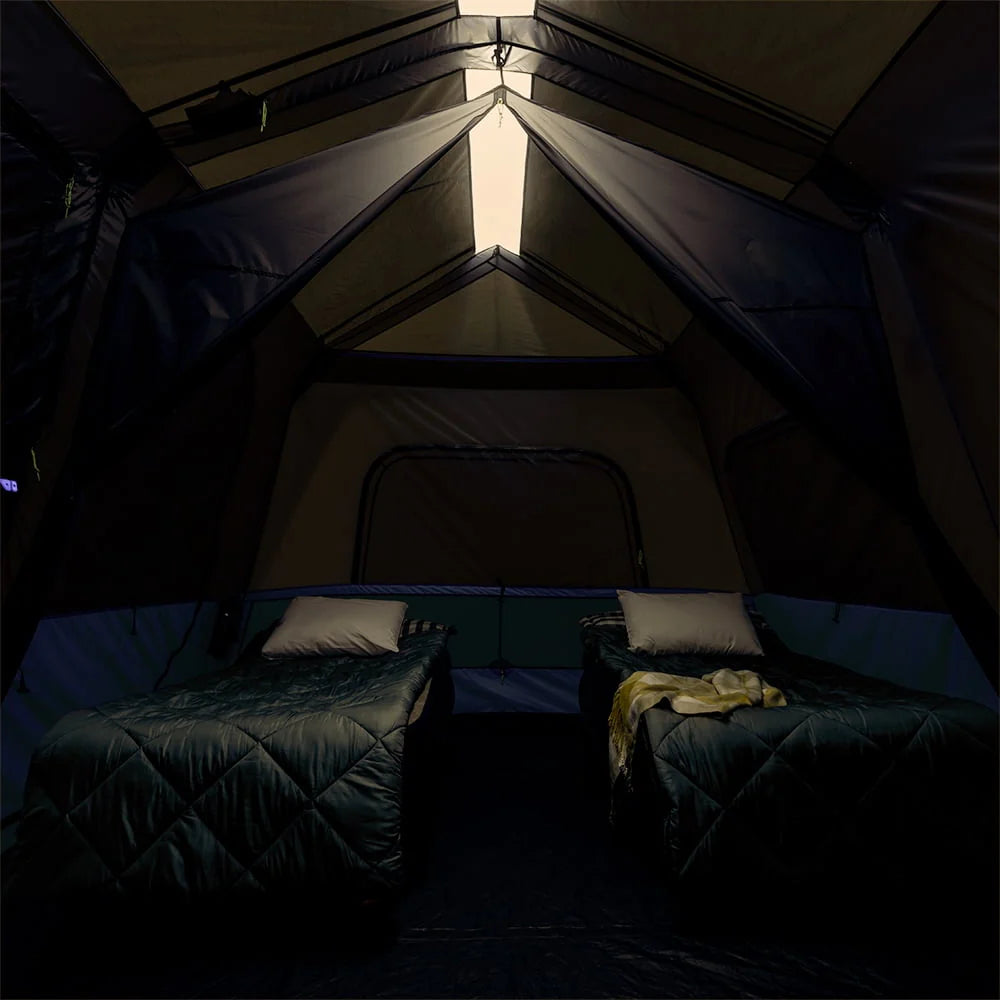 10-Person Cabin Tent C100822