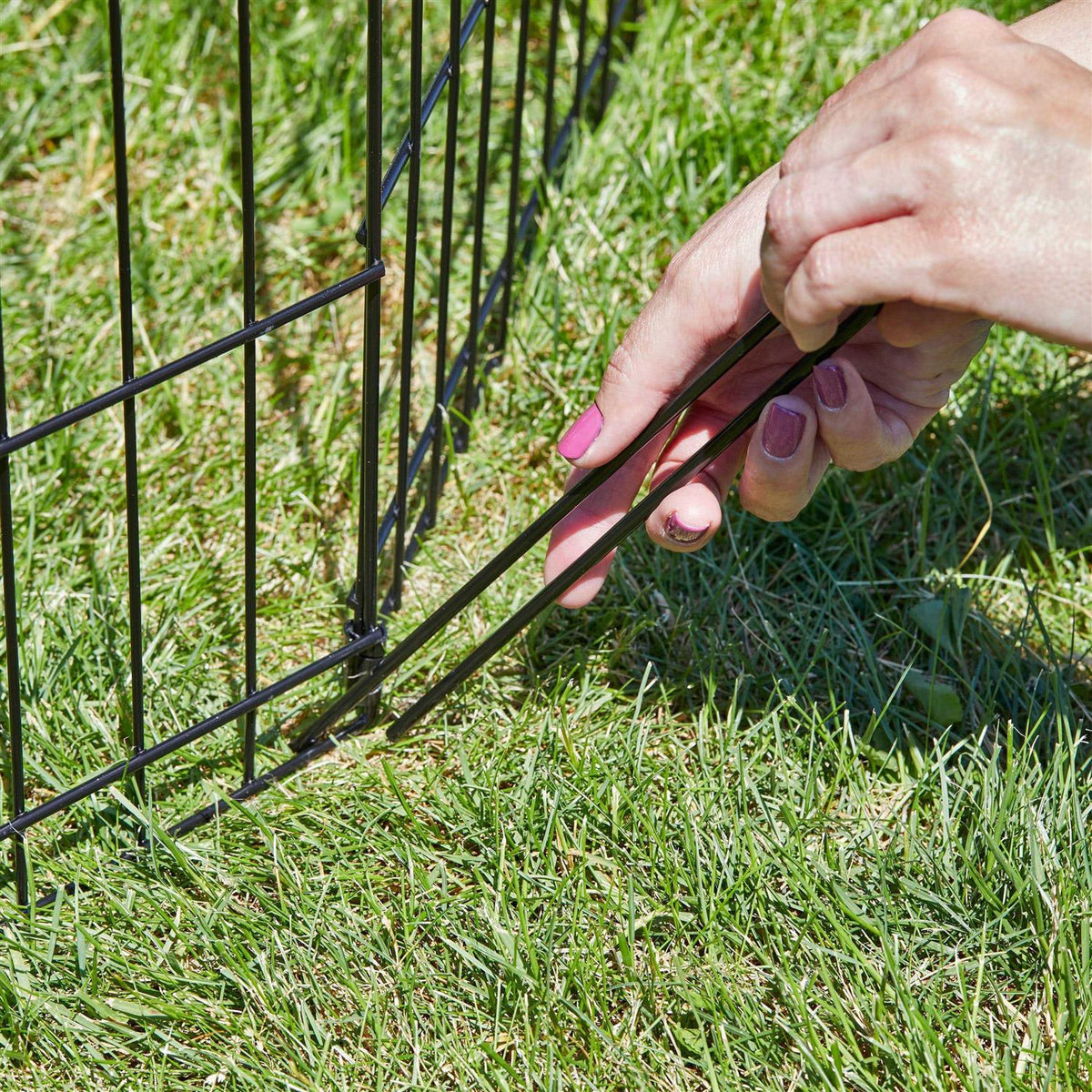 Black Exercise Pen with Door M8153