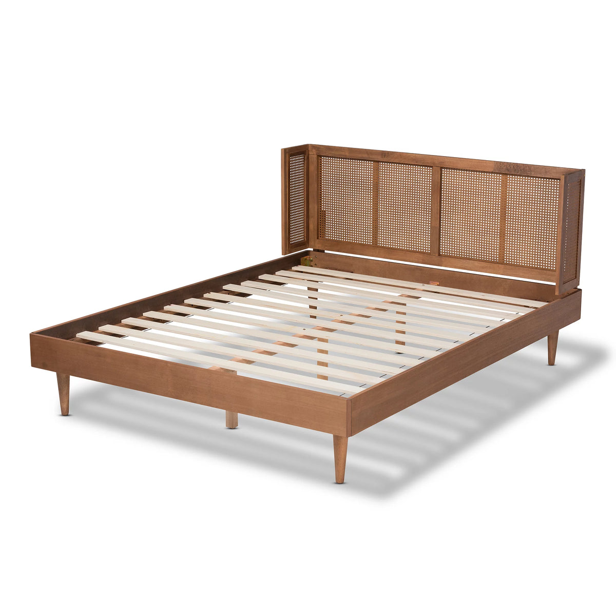 King Size Wood and Synthetic Rattan Platform Bed L1905