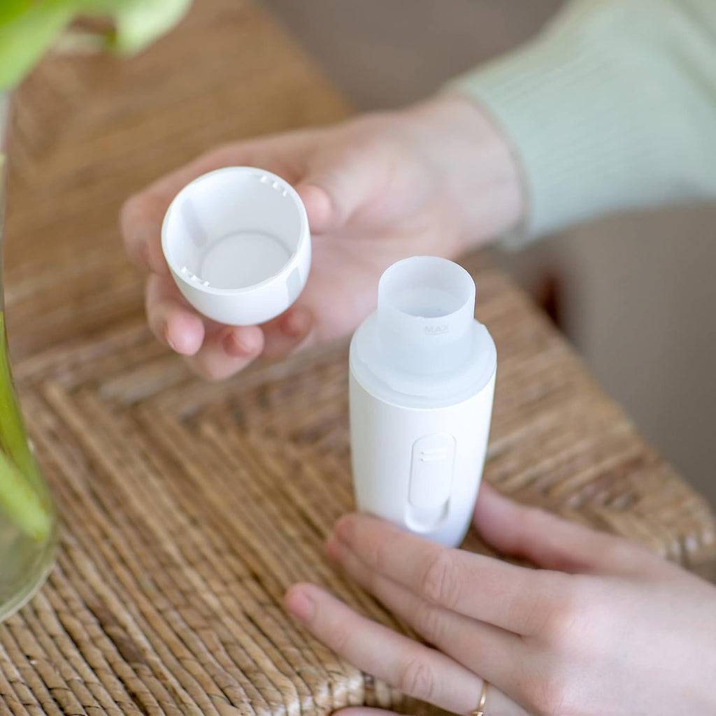 Mini Portable Diffuser for Essential Oils, Rechargeable via USB, Cordless R99548