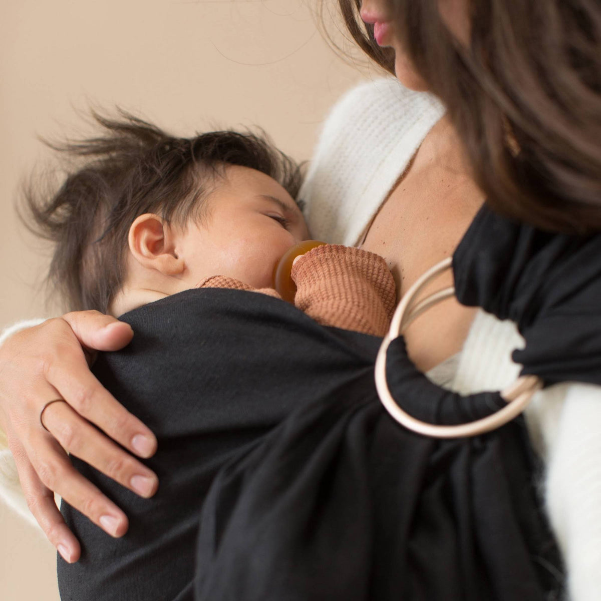 Raven Bronze Ring Sling Baby Carrier X5157