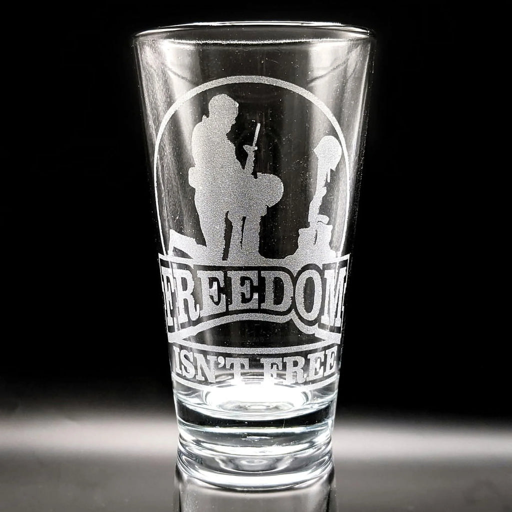 16oz Engraved Pint Glass S660