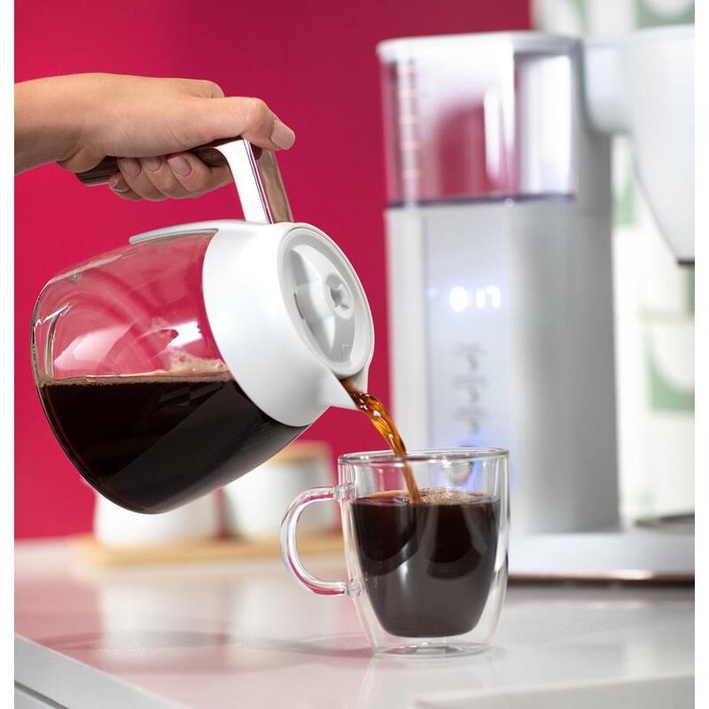 Matte White 10 Cup Drip Coffee Maker with Glass Carafe H45075