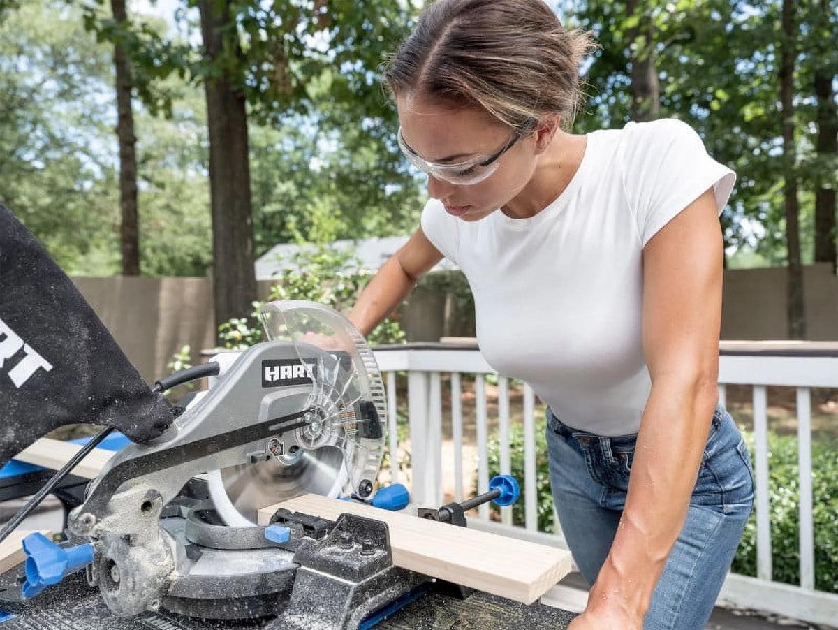 10-inch 14-Amp Compound Miter Saw I725